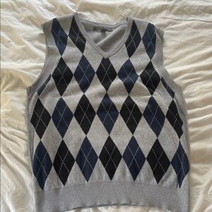 Old Navy V-Neck Argyle Sweater Vest - Gray and Blue